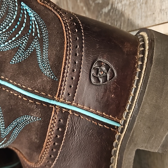 Ariat womens Fat Baby Boots - Picture 5 of 12